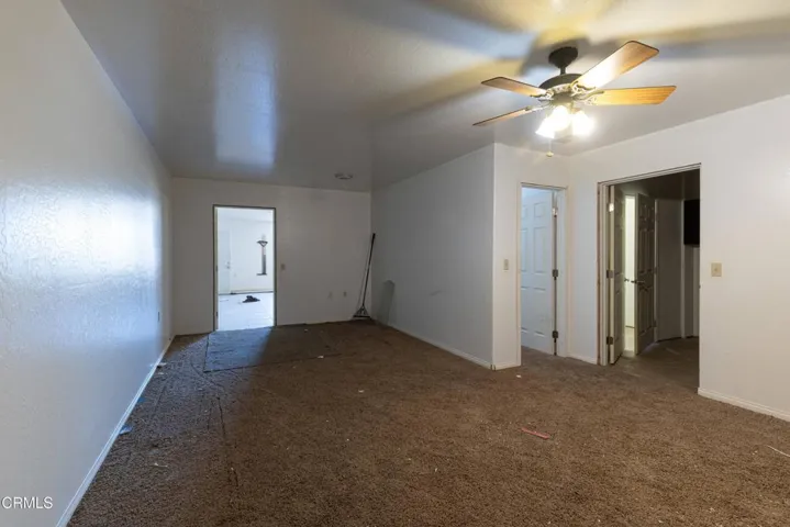 17_living_room