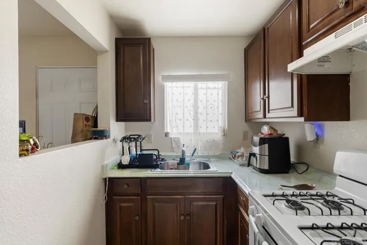 6945 Imperial Ave., San Diego, California 92114