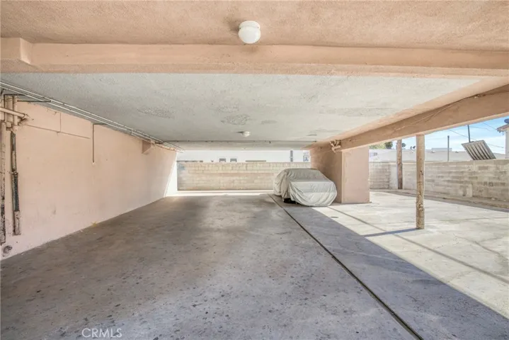 6651 Beck, Los Angeles, California 91606
