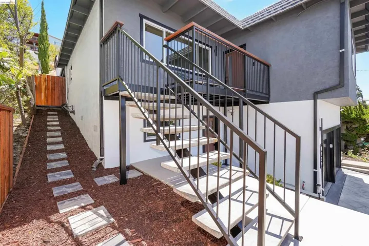 1090 Central Blvd, Hayward, California 94542