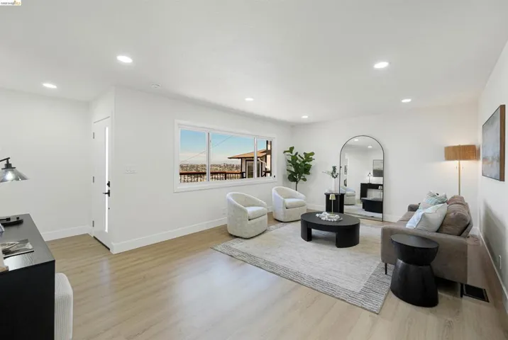 1090 Central Blvd, Hayward, California 94542