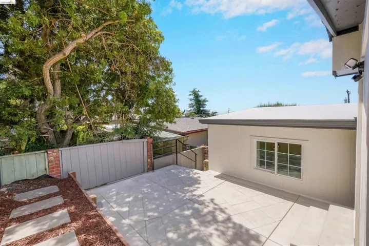 1090 Central Blvd, Hayward, California 94542