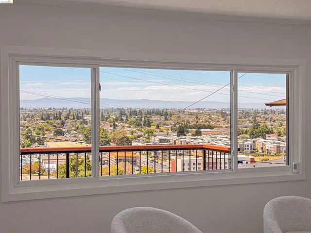 1090 Central Blvd, Hayward, California 94542