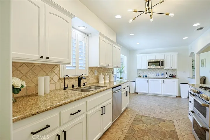 512 S Peregrine, Anaheim, California 92806