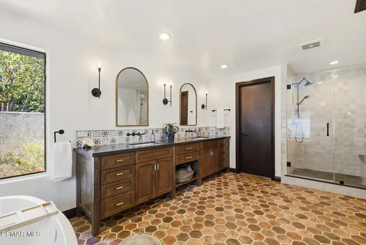 Primary ensuite bathroom