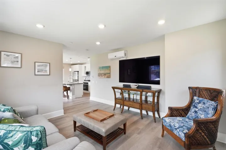 817 Jersey Ct, San Diego, California 92109