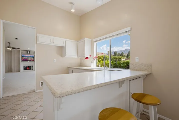 41123 Round Hill Court, Cherry Valley, California 92223