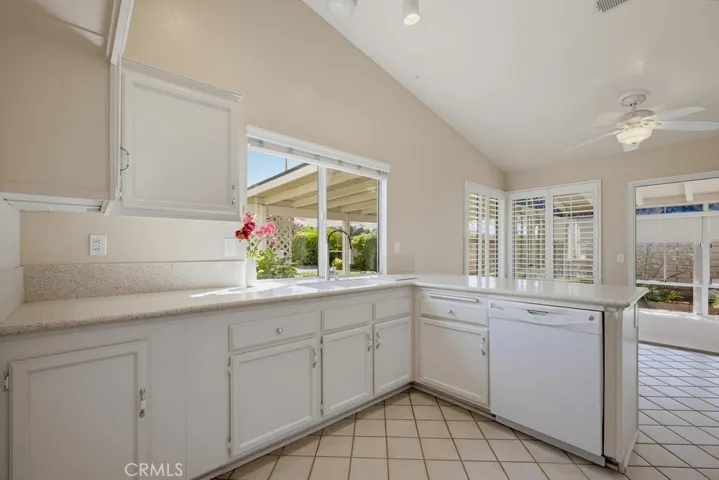 41123 Round Hill Court, Cherry Valley, California 92223