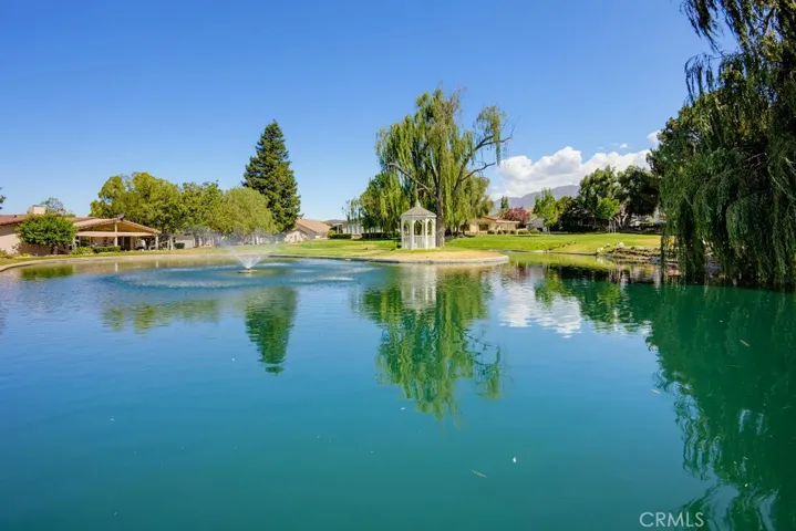 41123 Round Hill Court, Cherry Valley, California 92223