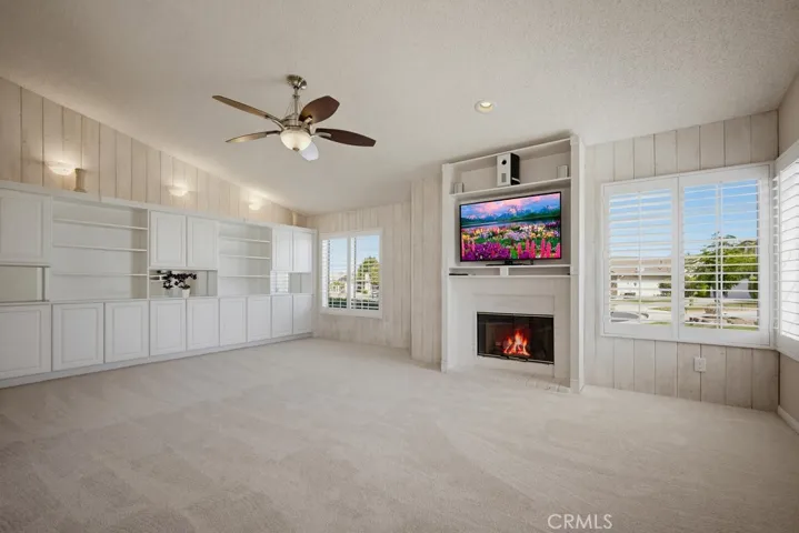 41123 Round Hill Court, Cherry Valley, California 92223