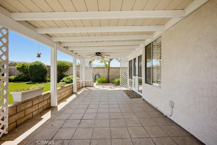 41123 Round Hill Court, Cherry Valley, California 92223