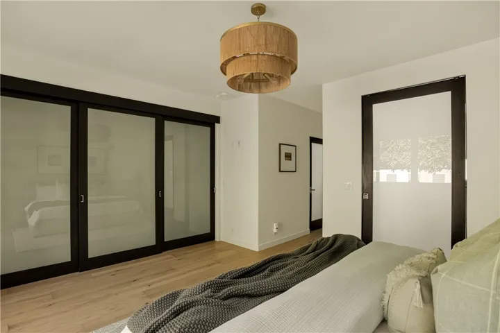 928 Quivera Street, Laguna Beach, California 92651