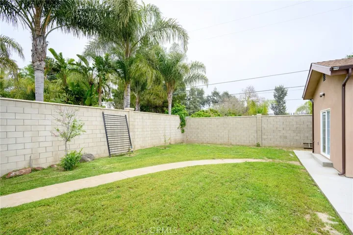 8806 Enfield Avenue, Northridge, California 91325