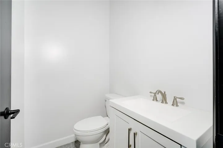 8806 Enfield Avenue, Northridge, California 91325
