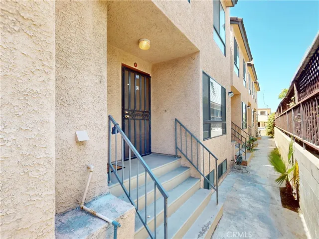 105 S Marguerita Avenue C, Alhambra, California 91801