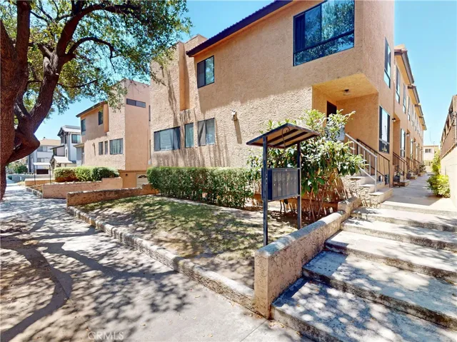 105 S Marguerita Avenue C, Alhambra, California 91801