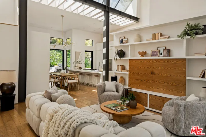 3526 Stoner Avenue, Los Angeles, California 90066