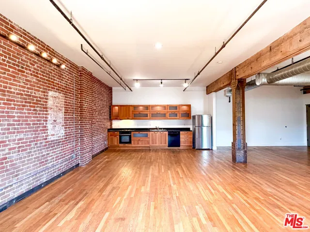 215 S Santa Fe Avenue 4, Los Angeles, California 90012