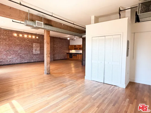 215 S Santa Fe Avenue 4, Los Angeles, California 90012
