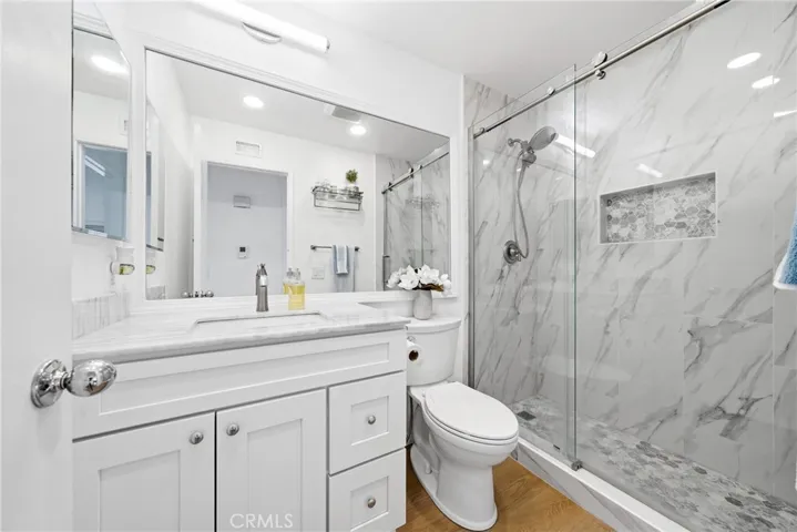 Clean, refreshed bathroom design.
