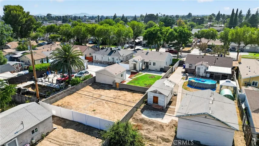 2549 N Lugo, San Bernardino, California 92404