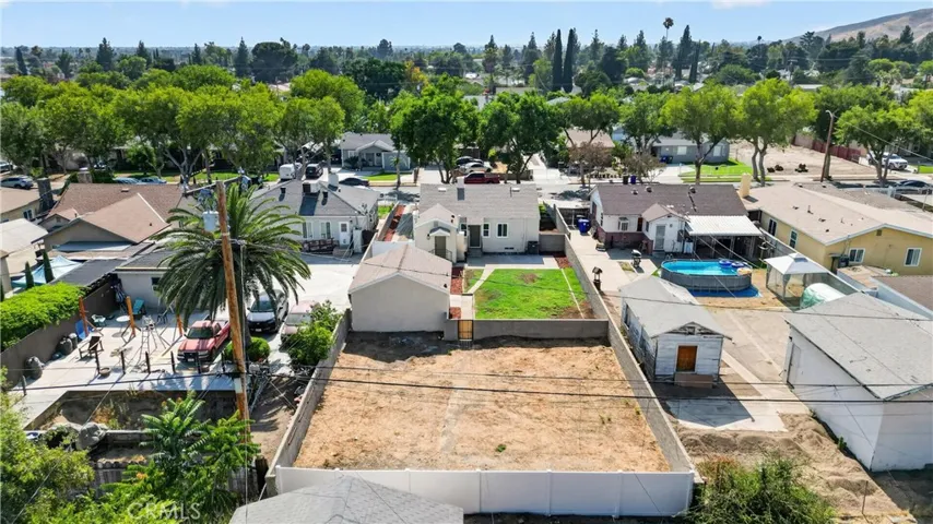 2549 N Lugo, San Bernardino, California 92404