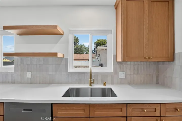 2549 N Lugo, San Bernardino, California 92404