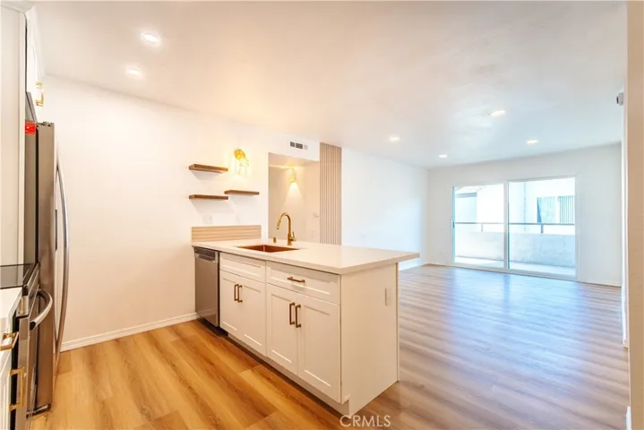 21951 Rimhurst Drive 202, Lake Forest, California 92630