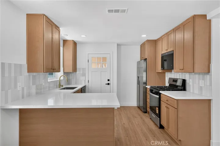 2741 Gale Avenue, Long Beach, California 90810
