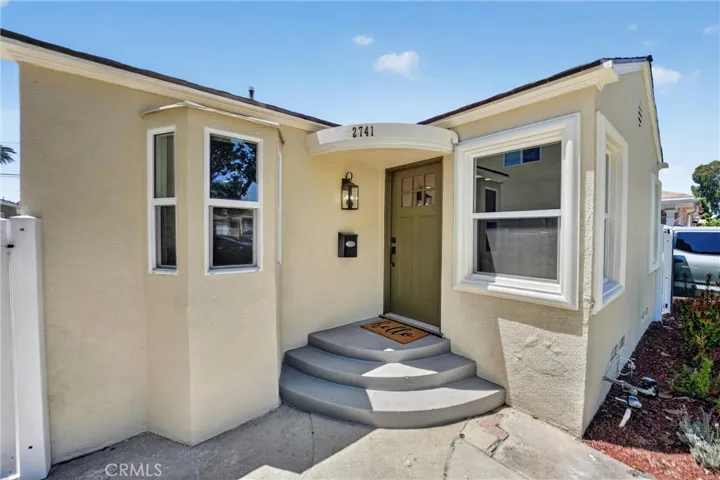 2741 Gale Avenue, Long Beach, California 90810