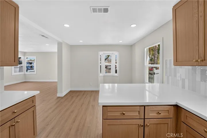 2741 Gale Avenue, Long Beach, California 90810