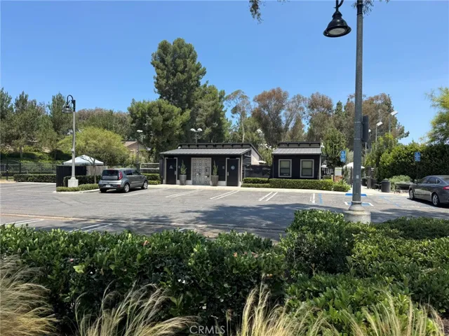 27181 Cedros, Mission Viejo, California 92692