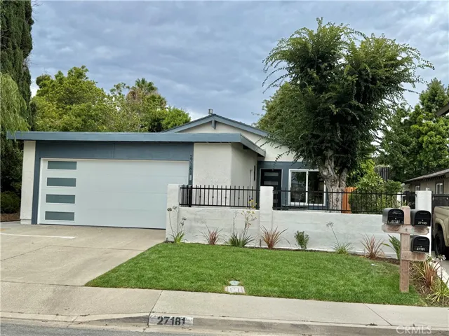 27181 Cedros, Mission Viejo, California 92692