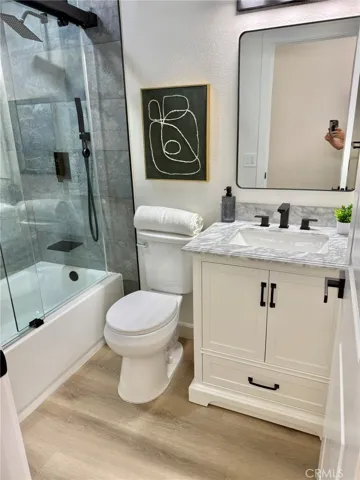 27181 Cedros, Mission Viejo, California 92692