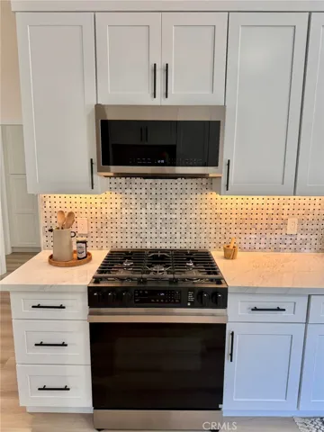 27181 Cedros, Mission Viejo, California 92692