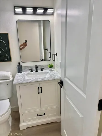 27181 Cedros, Mission Viejo, California 92692