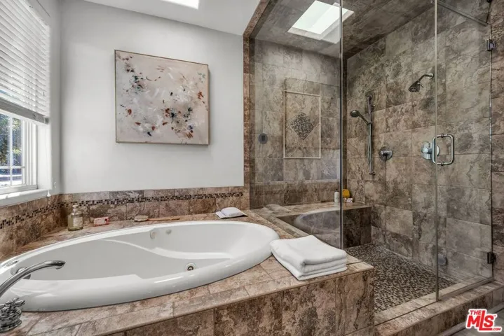 928 Harbor Crossing Lane, Los Angeles, California 90292