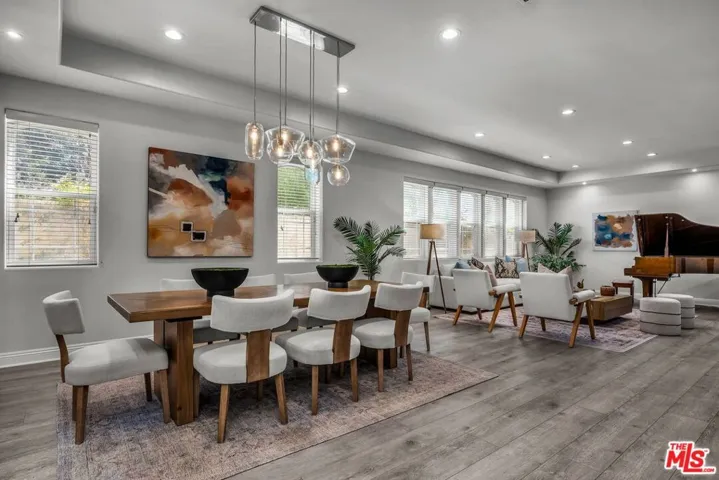 928 Harbor Crossing Lane, Los Angeles, California 90292