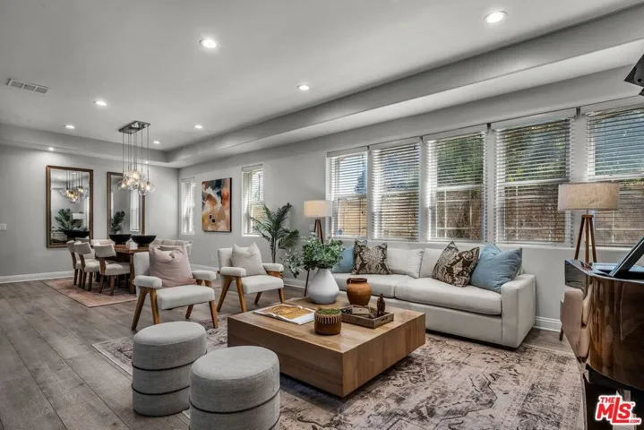 928 Harbor Crossing Lane, Los Angeles, California 90292