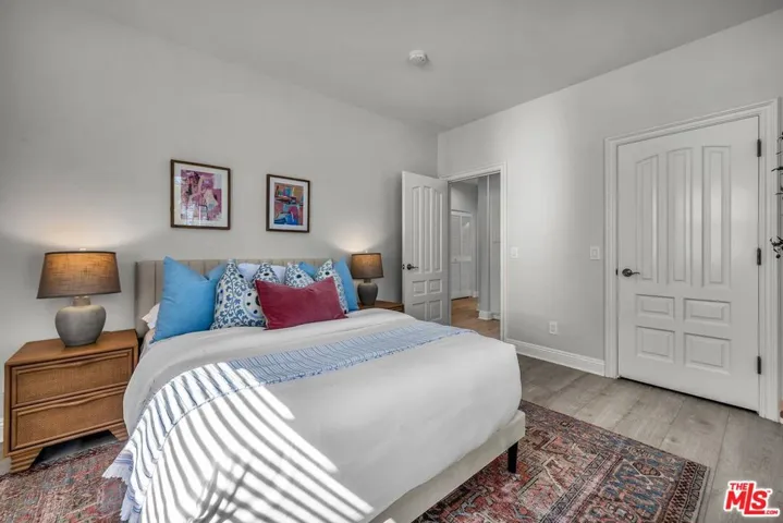 928 Harbor Crossing Lane, Los Angeles, California 90292