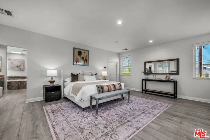 928 Harbor Crossing Lane, Los Angeles, California 90292