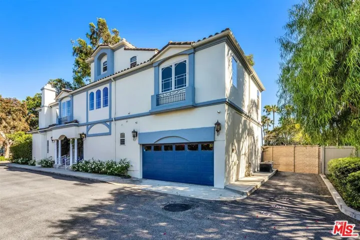 928 Harbor Crossing Lane, Los Angeles, California 90292
