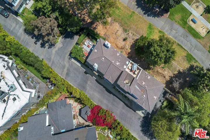 928 Harbor Crossing Lane, Los Angeles, California 90292