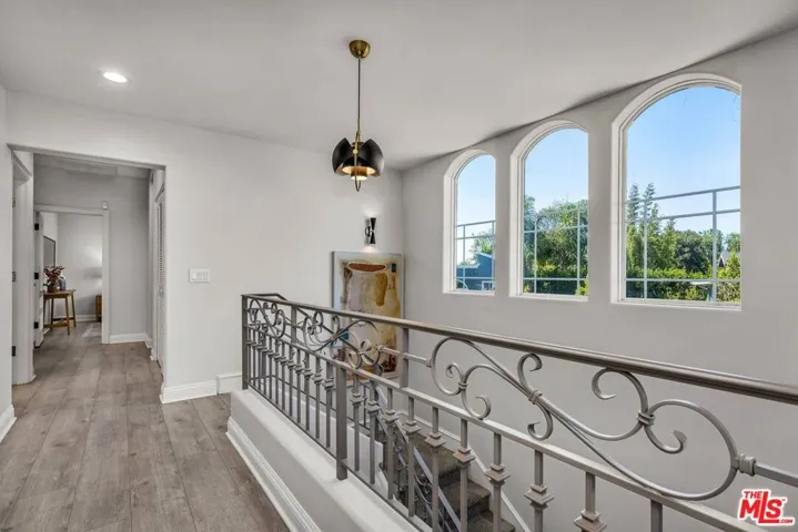 928 Harbor Crossing Lane, Los Angeles, California 90292