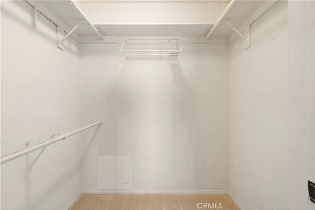 Walk in closet