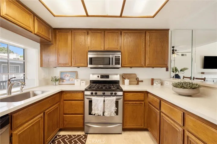 1414 Brett 327, San Pedro, California 90732