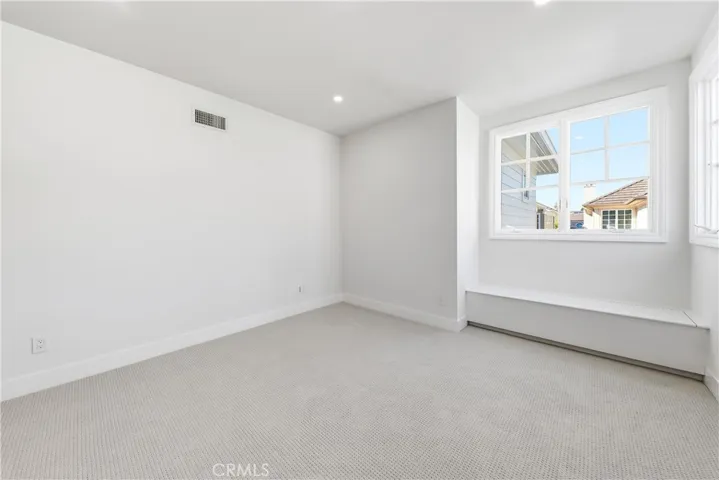 Guest bedroom 3