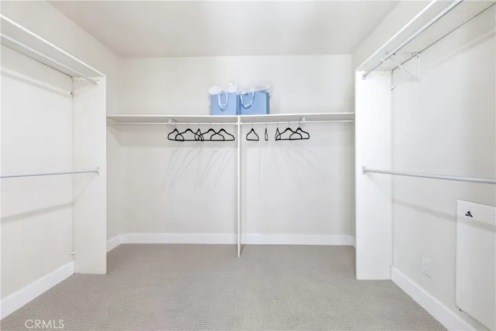 Walk in closet