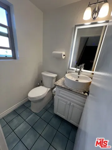 7825 Seaglen Drive 34, Huntington Beach, California 92648
