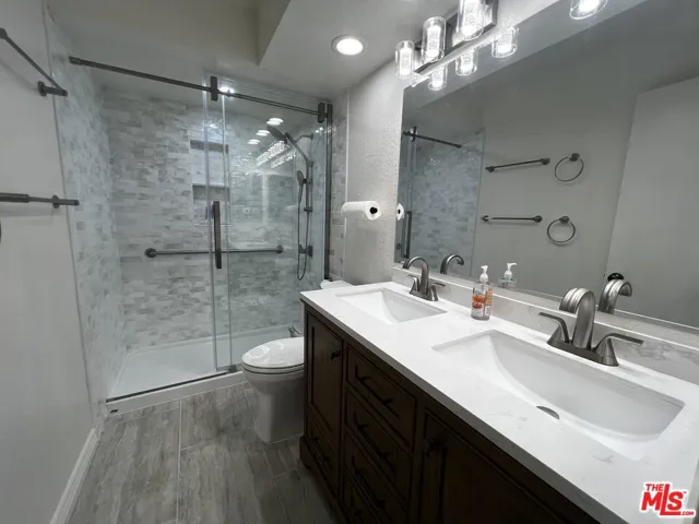7825 Seaglen Drive 34, Huntington Beach, California 92648